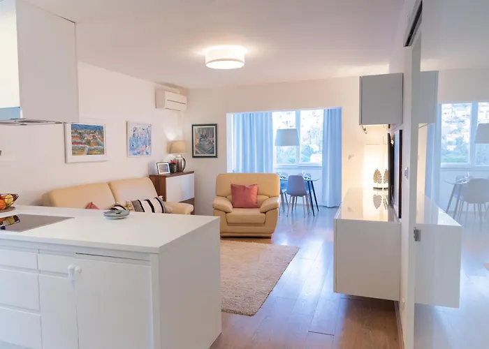 Rory Apartment